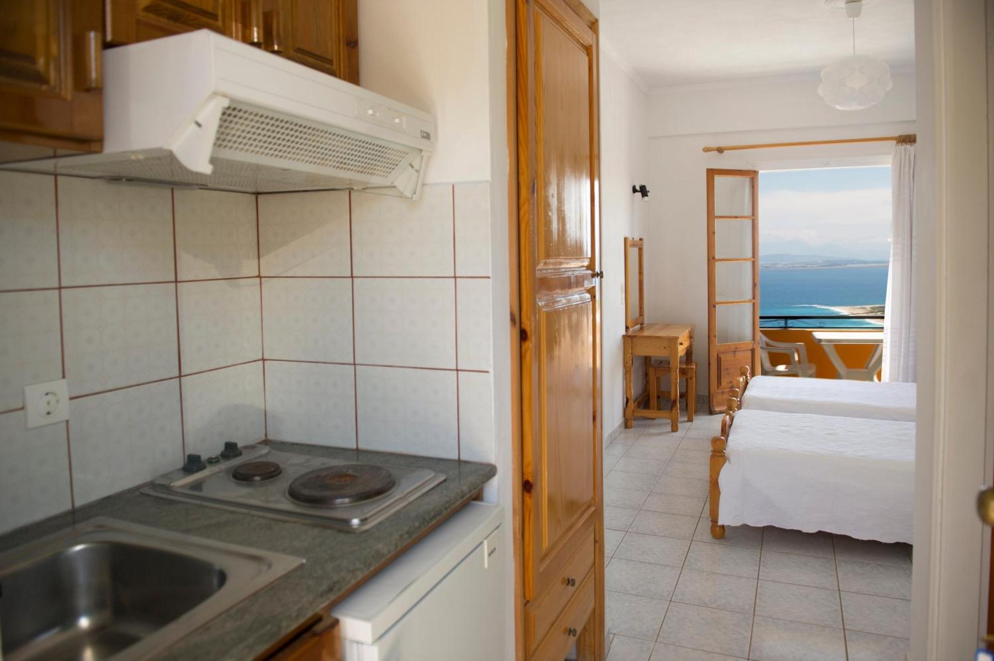 Pansion Laertes Appartement Tsoukaládhes Buitenkant foto